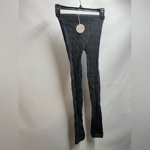 NWT Grip Stretch Leggings L/XL